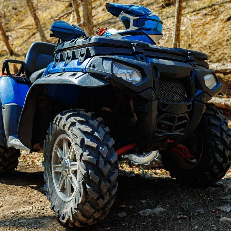 Détails du quad en gros plan pour montrer la sécurité